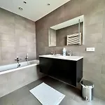 Bed & Breakfast Room Suite Penthouse Brussels Skyline Penthouse Suite 220 M2 Suite Room Of Refined Elegance 3*