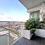 Skyline Luxury Penthouse In 220 M2 Of Elegance