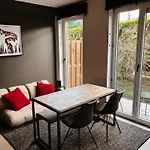 La Petite Foret Brussels\' Studio Near Palais