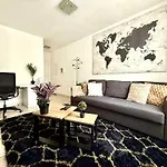 Nice Apartment Elegant Close To The European Parliament