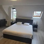 Luxury Triplex Stylish 2br In Apartment Brussels