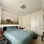 Nice Apartment Elegant Close To The European Parliament