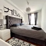 Family Cosy Apartment For Up To 9 Guests Near Brussels Midi Station