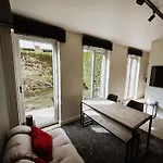 La Petite Foret Brussels\' Studio Near Palais