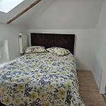 Les Pieds A La Grand Place