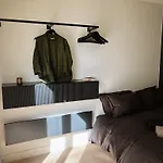 La Petite Foret Brussels\' Studio Near Palais