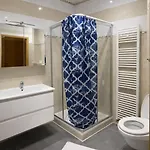 Spacious 2br Near Grand Place3 *
