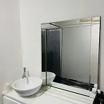 Appartement Charming 1 Bedroom With Terrace *