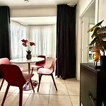 Apartment Elegant Close To The European Parliament *
