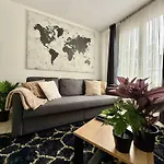 Elegant Close To The European Parliament Apartment