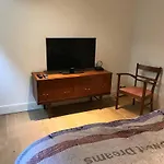 Comfortable And Quiet Appartement *