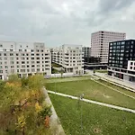 Cosy And Modern 1bed Near Gare Du Midi Dox Brussels
