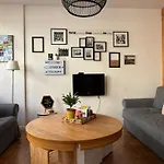 St Catherine - Sweet Home - Bxl - Studio Apartment With City View