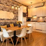 The Cozy Louise Nest * Brussels
