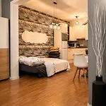 The Cozy Louise Nest Apartment Brussels