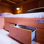 Sleep Well Youth Hostel Brussel