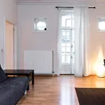 Jourdan Halldis Apartments