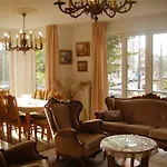 Cosy Nest With Garage In Brussels