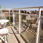 Moliere Halldis Apartment