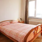 Moliere Halldis Apartment