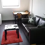 Apartment Square Ambiorix Eu