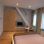 Royal Park Apartments