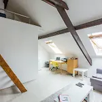 Apartment \