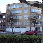 Residence \