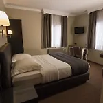 Hotel Le Chantecler