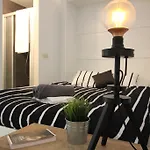 Anneessens Square Apartment