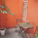Saint Roch Apartments