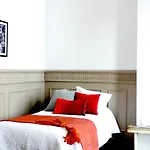 Sgt.Pepper\'S Bnb