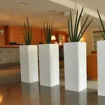 Hotel Husa Cascade