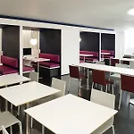 Hotel Ibis Styles Louise 3*