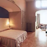 Mas Eu Aparthotel 4*