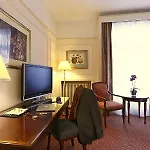 Le Plaza 5*