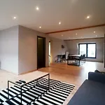 Parlamentarium Apartment