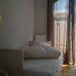 Art Nouveau Floral Appartement *
