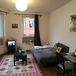 Chambre Cosy Barriere/Parvis St Gilles