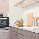 Appartement Grand Place, Only 3 Min Walk, 80M Beautiful Apartment *