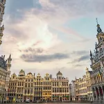 Grand Place, Only 3 Min Walk, 80M Beautiful Apartment Appartement Brussel