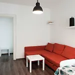 Brussels Central Apartment