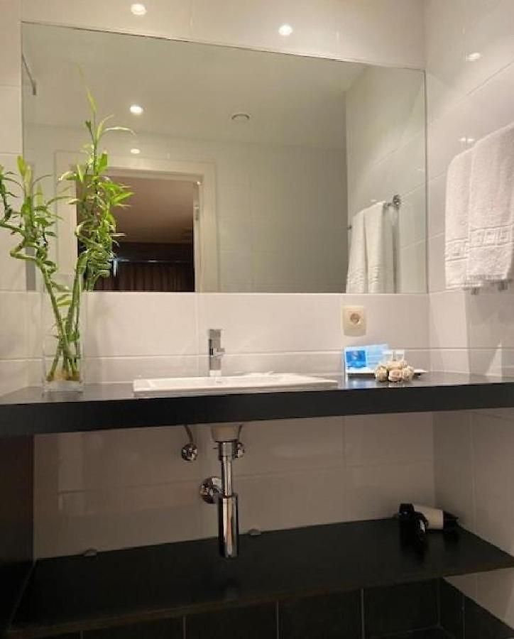 Mas Eu Aparthotel 4*