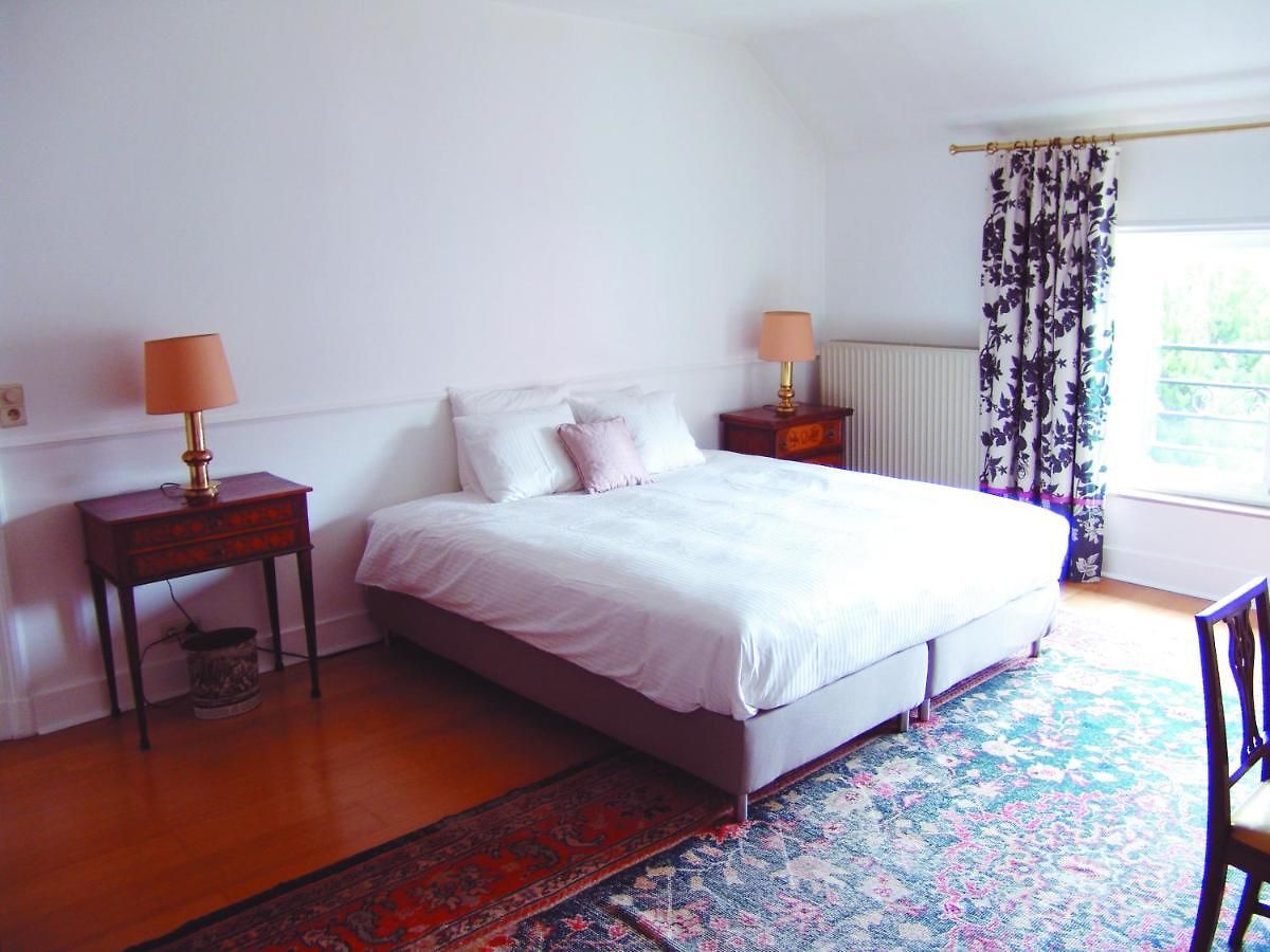Louise Chatelain Guest house 3*