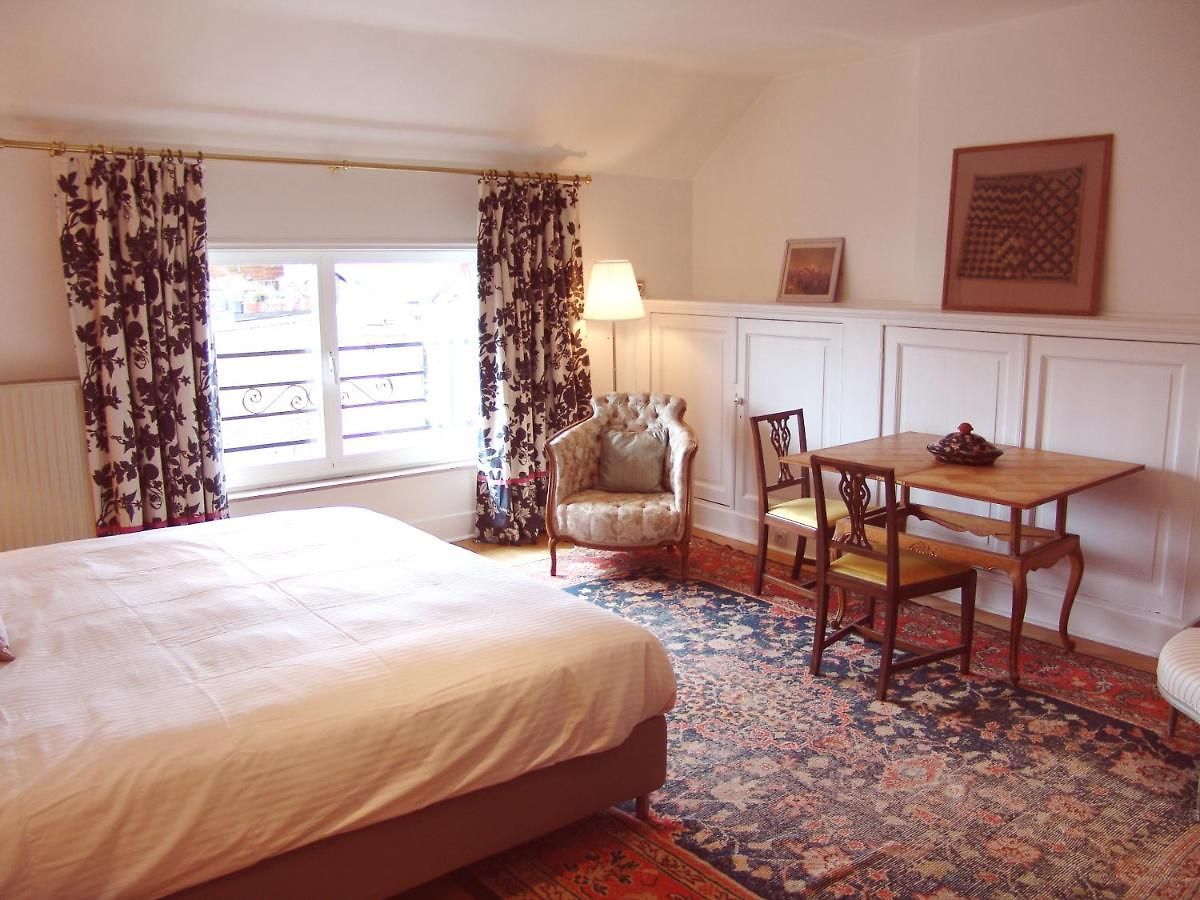 Louise Chatelain Guest house