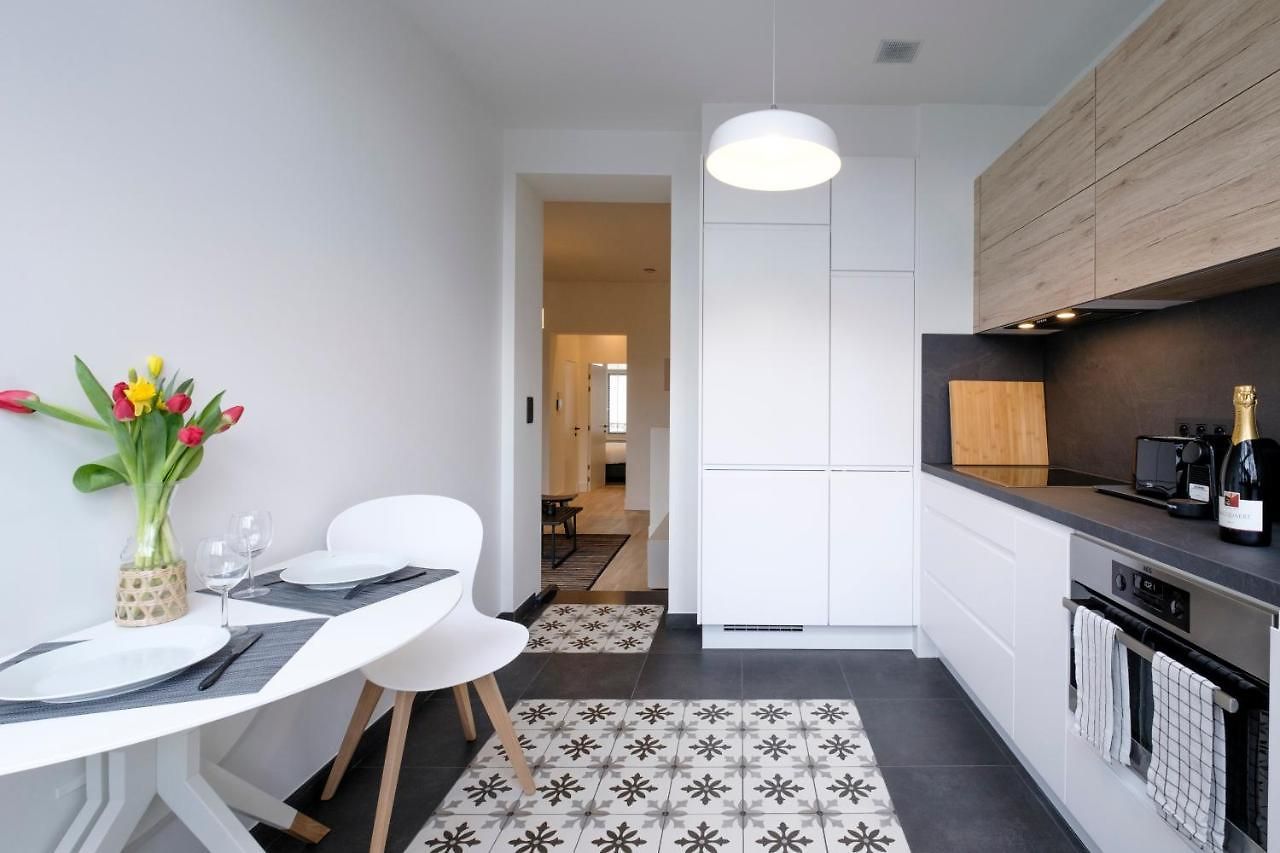 Appartement Fabulous In Chatelain Area *