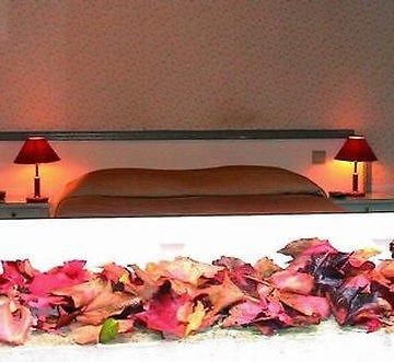 Sabina Hotel 2*
