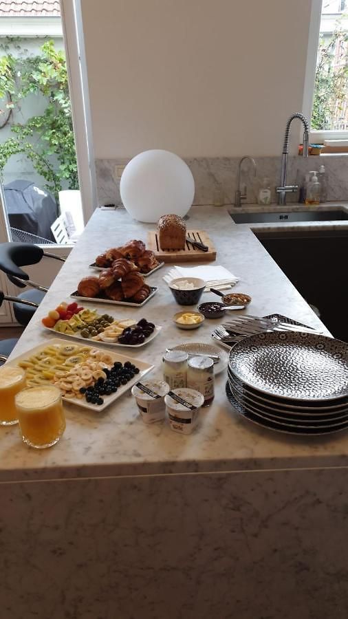 Bed & Breakfast Fish Market 4*