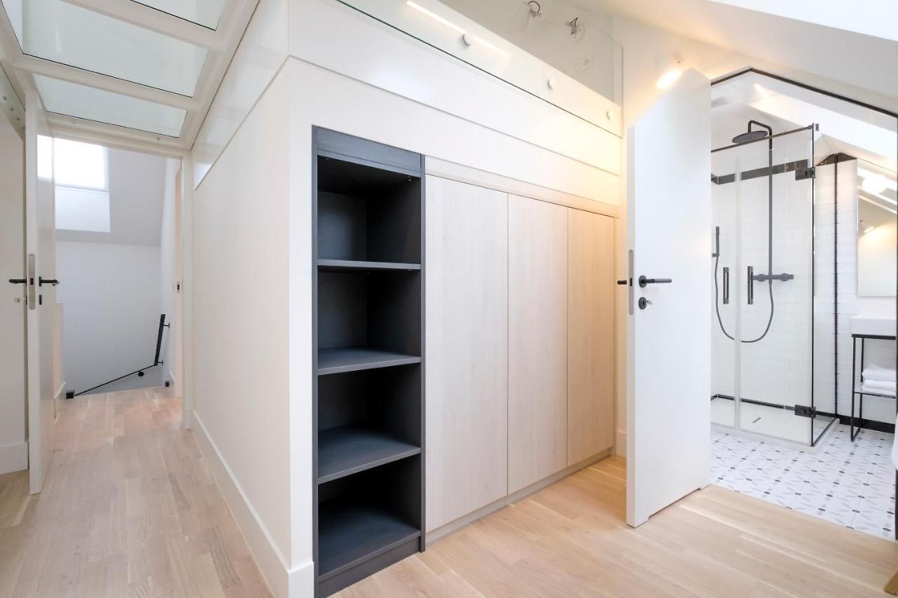 Appartement Fabulous In Chatelain Area *