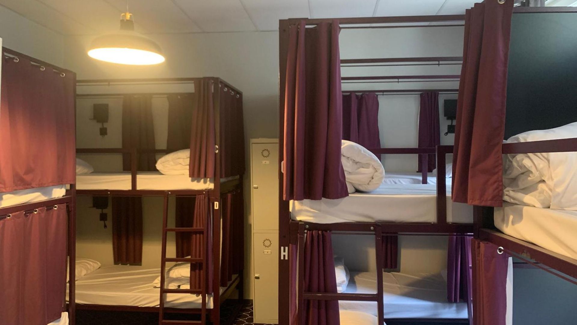 Hotel Safestay Grand Place 3*